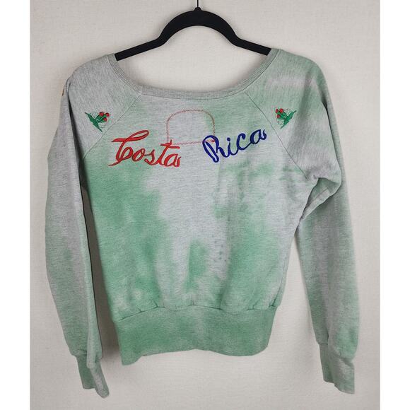 California vintage women's M Costa Rico sweatshirt with embroidery. - Picture 9 of 12
